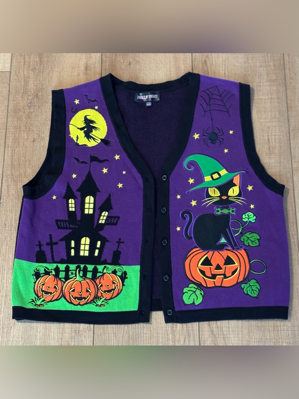 Dolls Kill Trickz N’ Treatz Halloween Sweater Vest Witch Cat Haunted House XL
